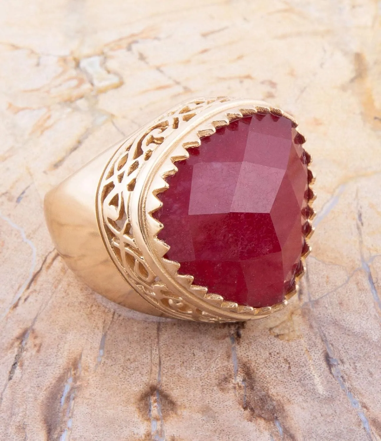 Barse Jewelry Filigreed Merlot Red Quarrtz Golden Statement Ring