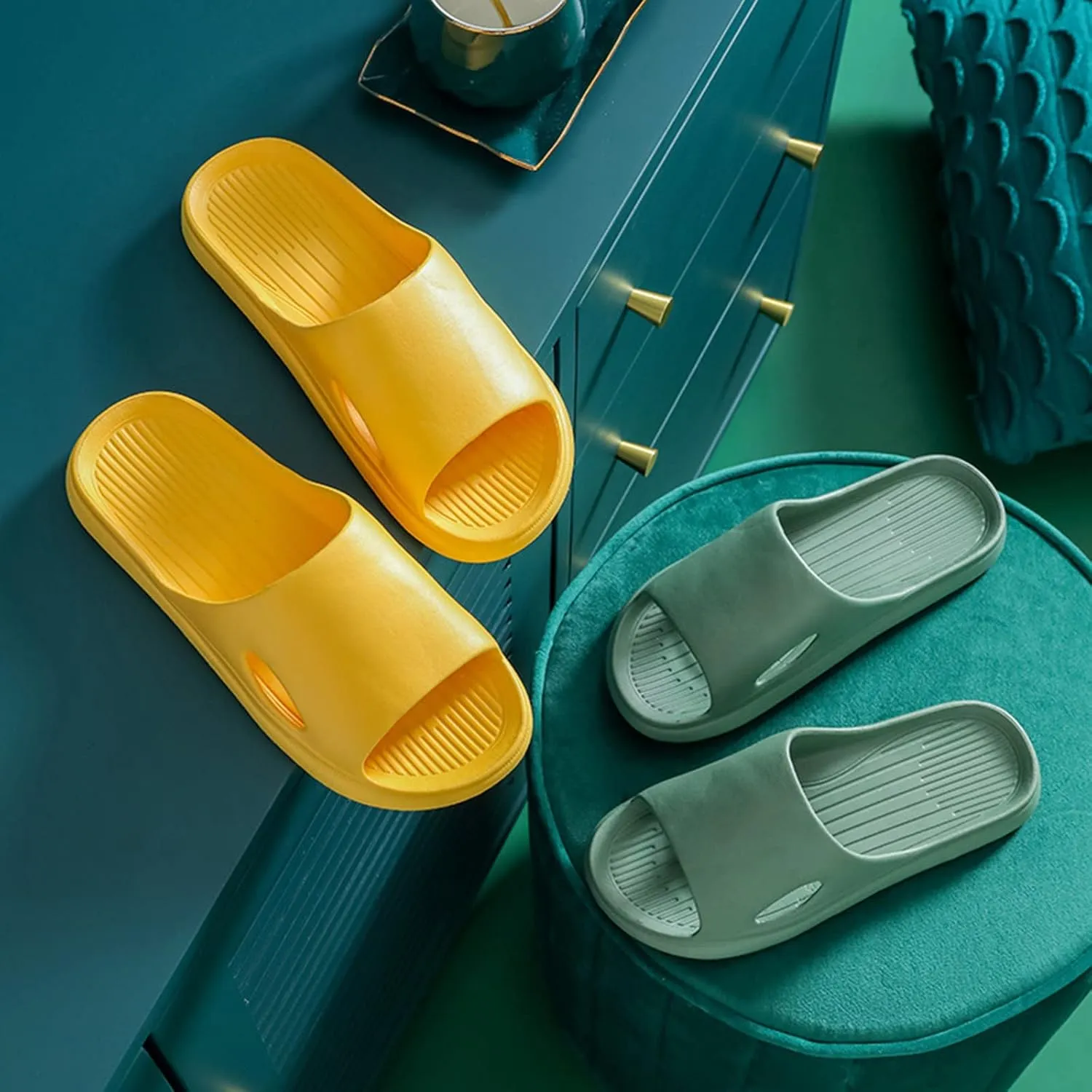 Indoor Slipper Womens Bath Slippers Mens Pillow Slippers Shower Shoes Drainage Hole Quick Drying Dry Quickly