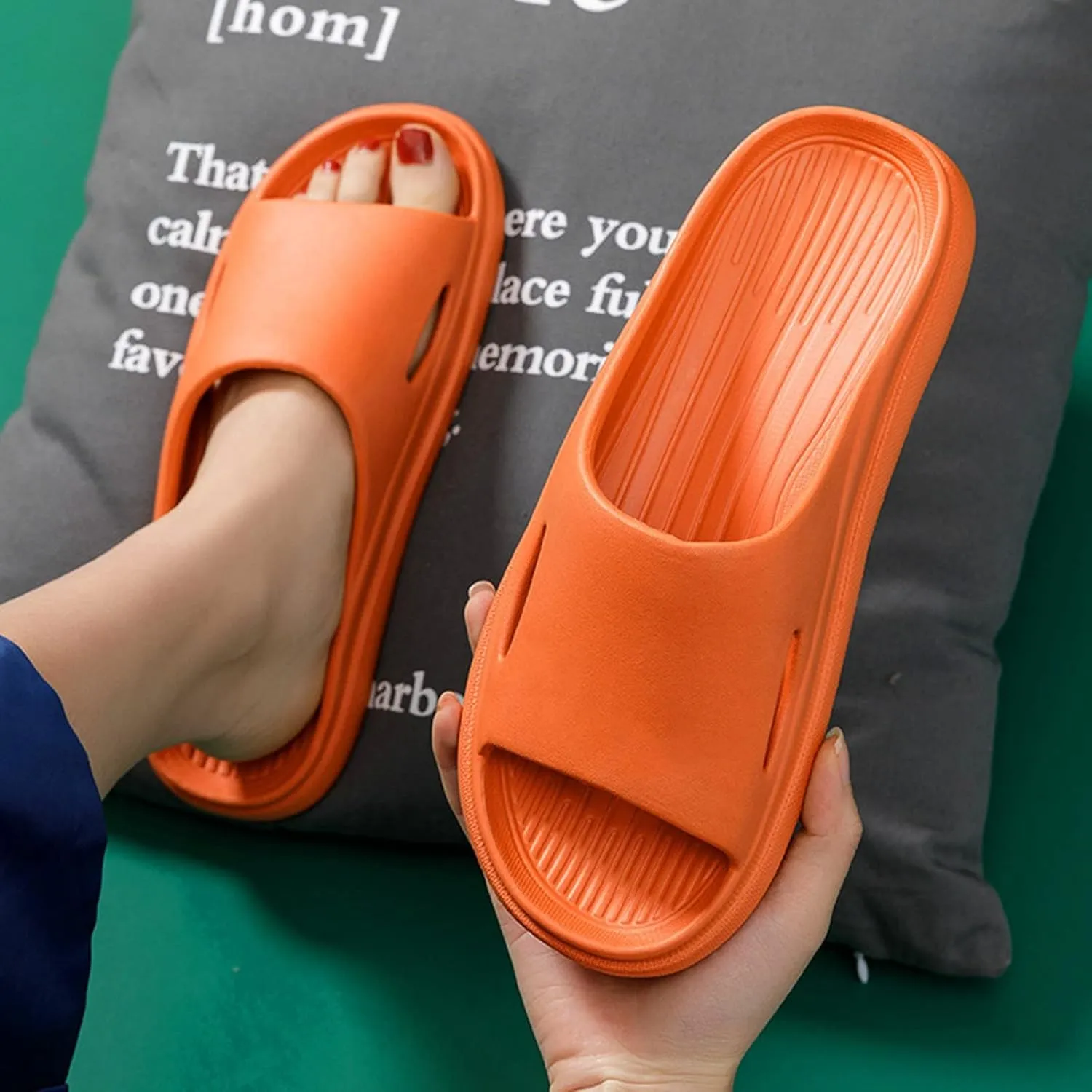 Indoor Slipper Womens Bath Slippers Mens Pillow Slippers Shower Shoes Drainage Hole Quick Drying Dry Quickly