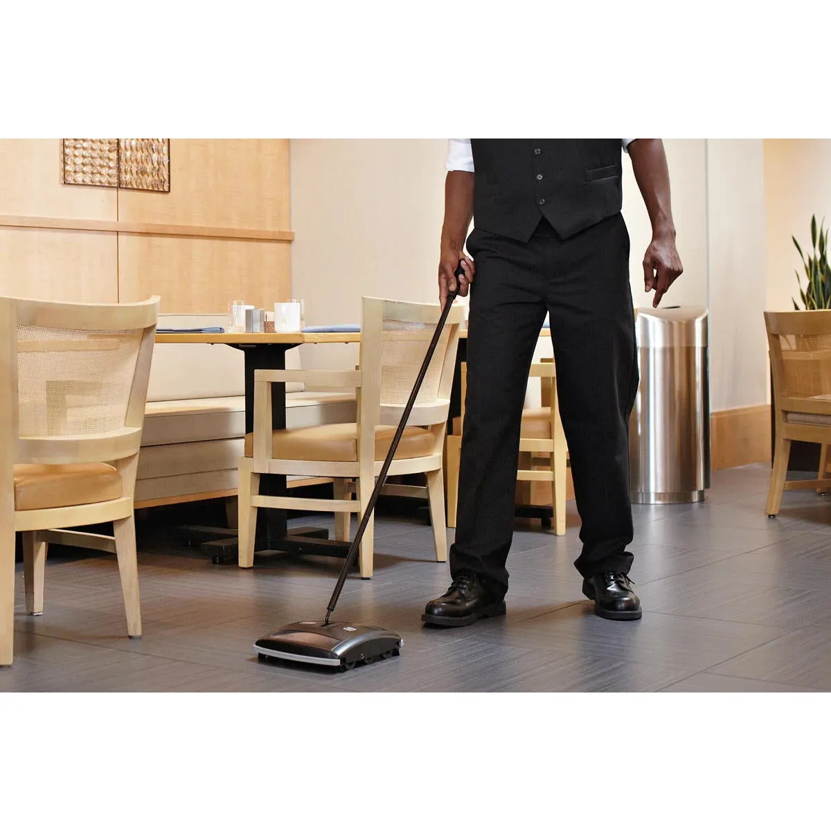 Rubbermaid® Executive Series™ Single Action Mechanical Floor & Carpet Sweeper - 6.5" Cleaning Path