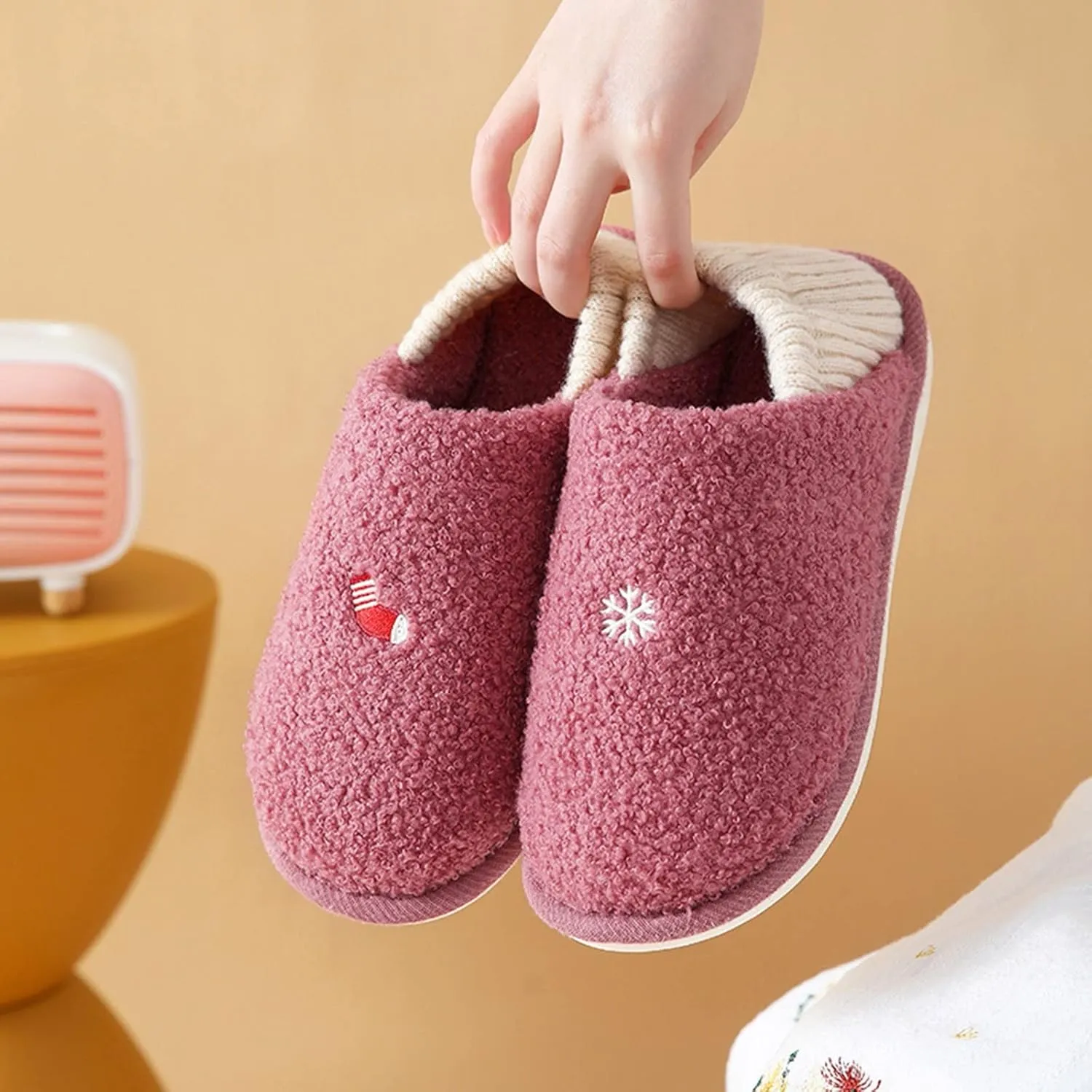 SBGMoSJ Winter Slippers Women Men Warm Anti-Slip Indoor House Shoes Winter Slipper Shoes Comfy House Slippers Womens Funny Slippers for Women Animal Christmas Gifts for Kids Gifts for Husband 2023