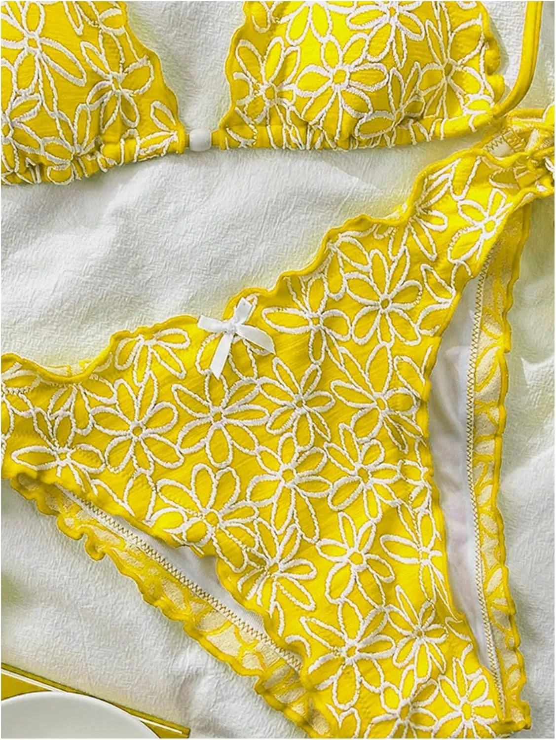 Verdusa Women's 2 Piece Floral Halter Triangle Bikini Sets Ruffle Tie Back Swimsuit Bathing Suits