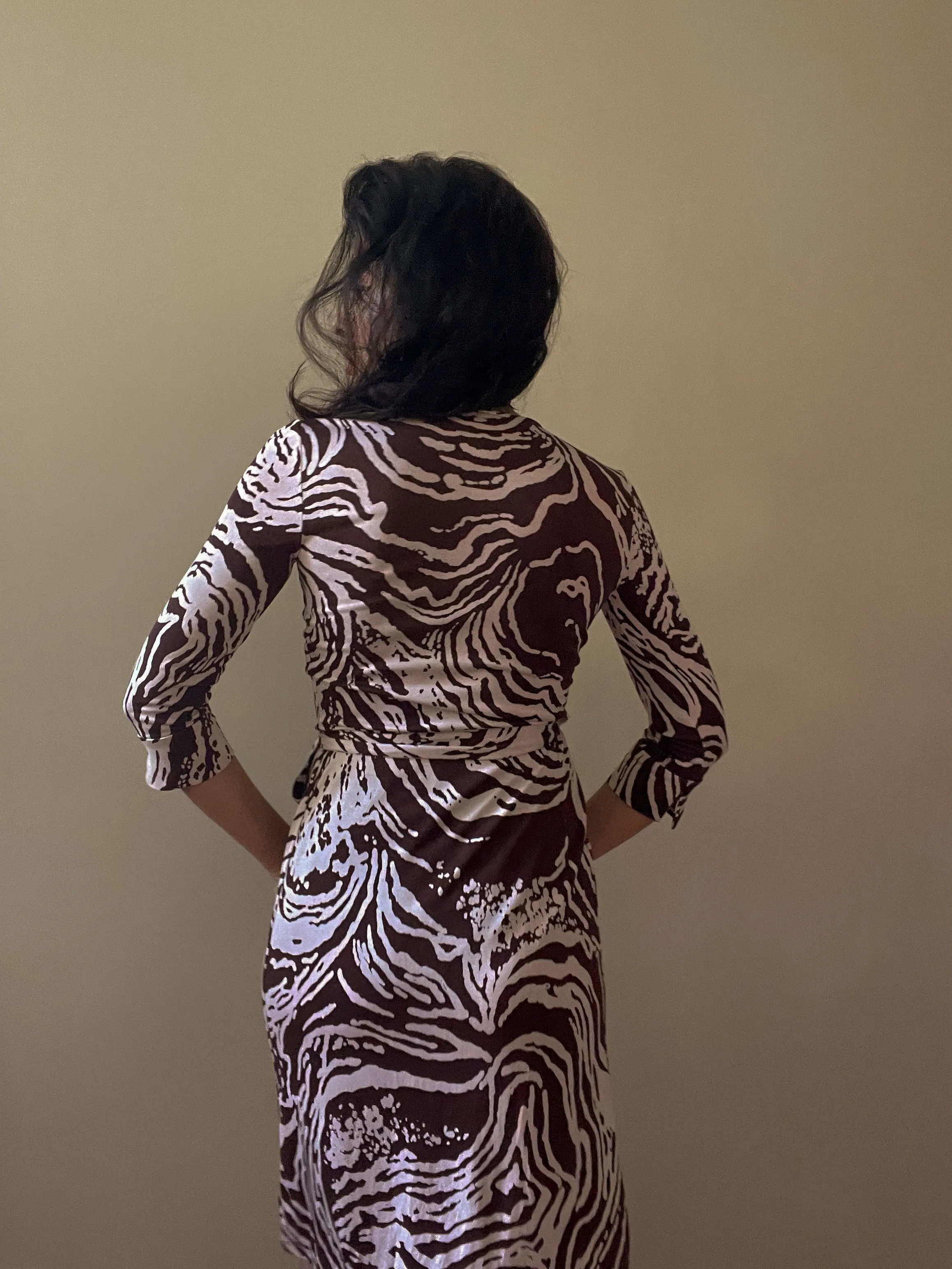 Vintage Designer Diane Von Frstenberg Chocolate Brown Print Silk Wrap Dress