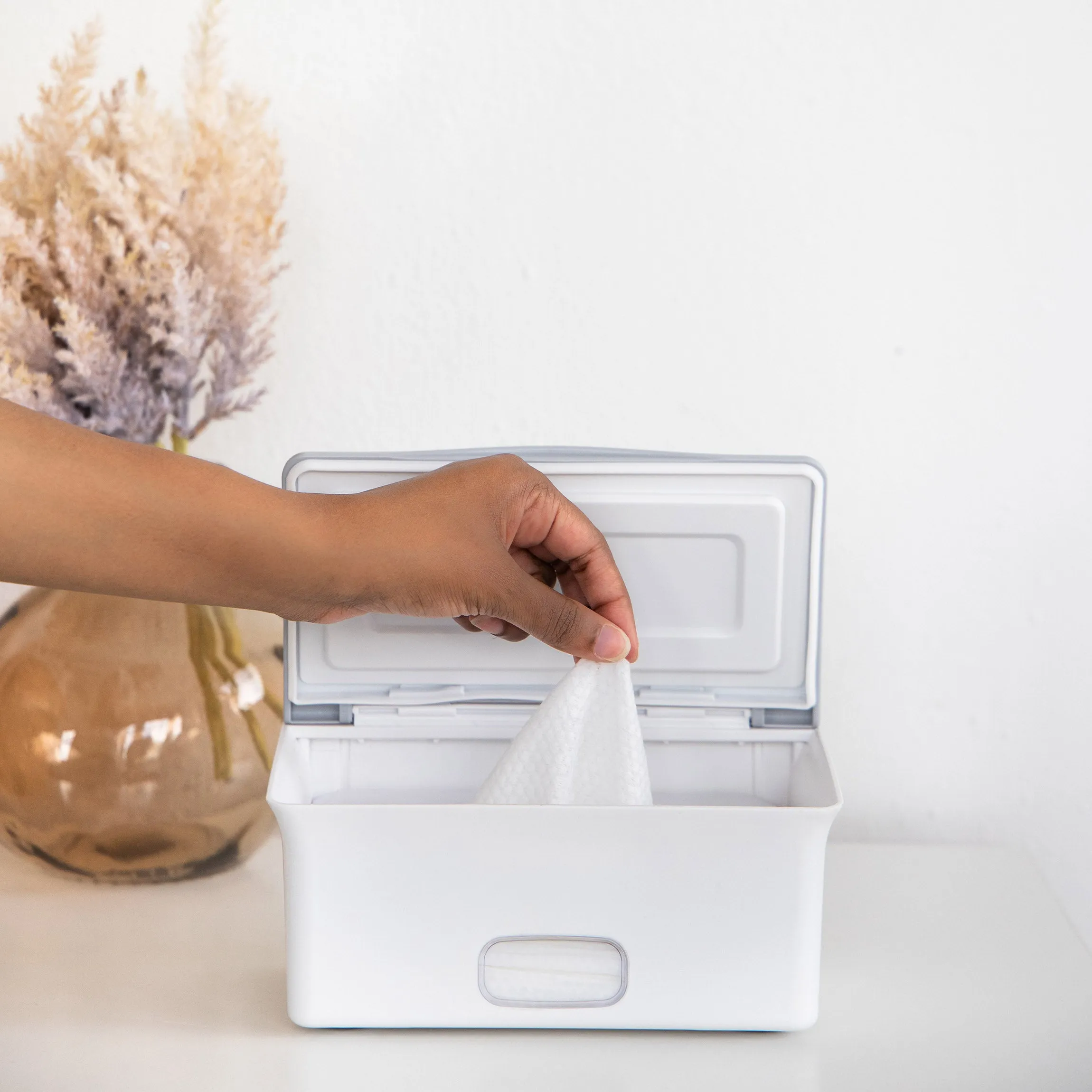 wipes dispenser
